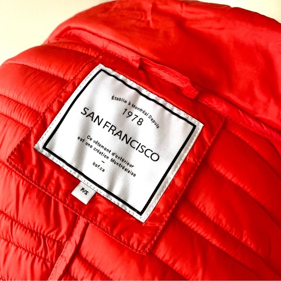 Packable Lightweight Puffer Jacket | Montreal Boutique - Picture 9 of 10